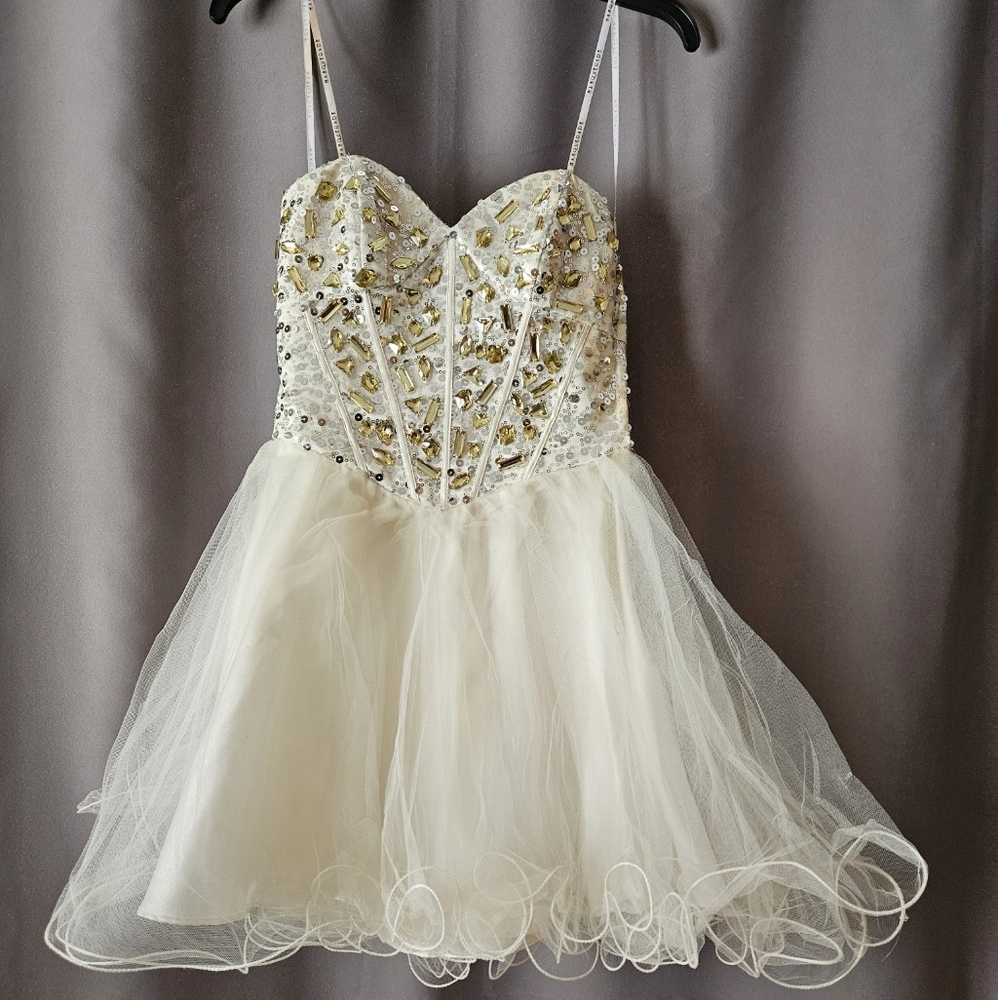Elegant White Beaded Tulle Dress